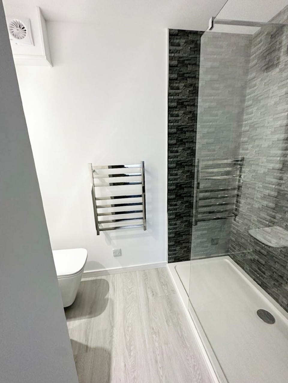 Comfort Double Room | Free WiFi, bed sheets