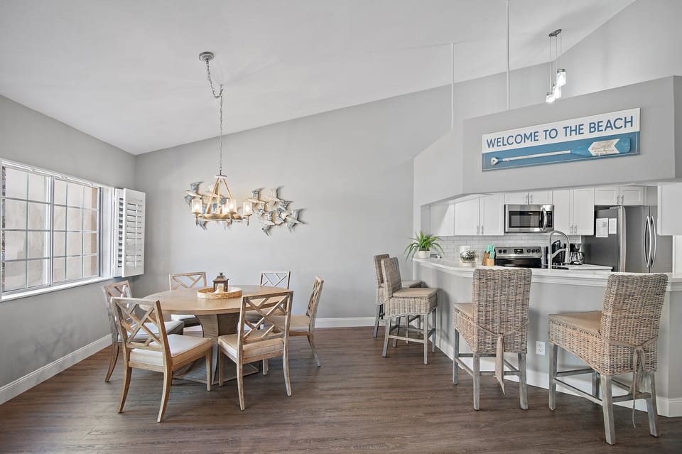 Dining & Kitchen