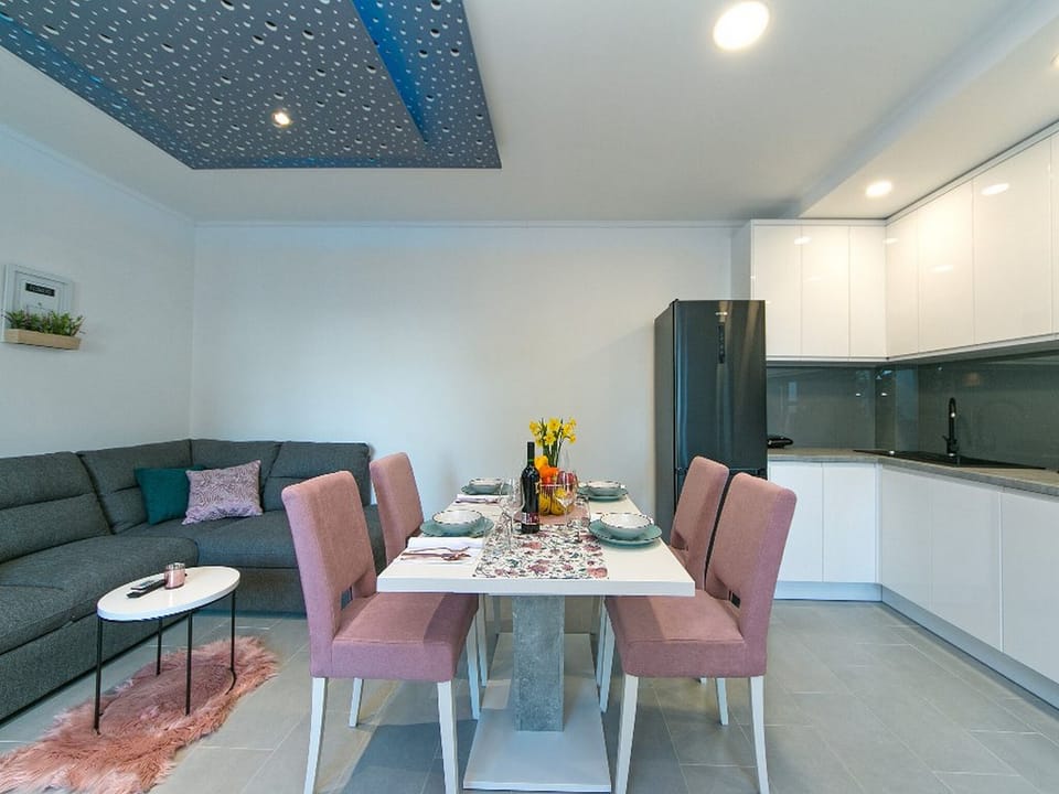 Apartment (Two Bedroom Apartment with Terrace) | Living room | TV