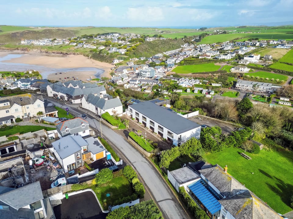 Cottage | Aerial view