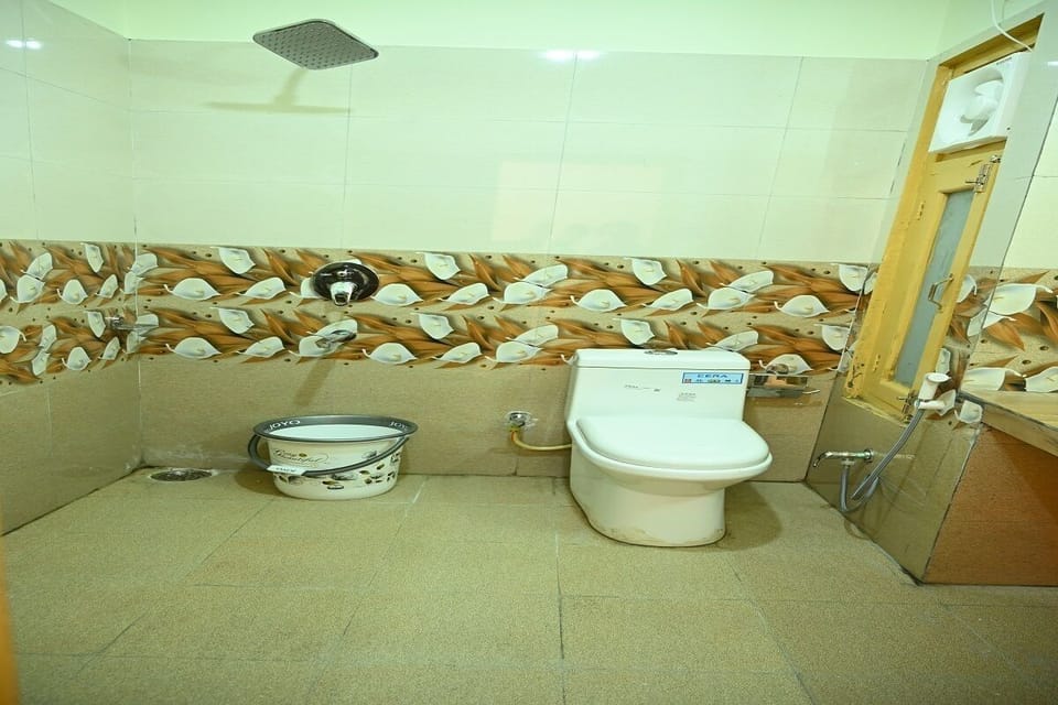 Free toiletries, towels