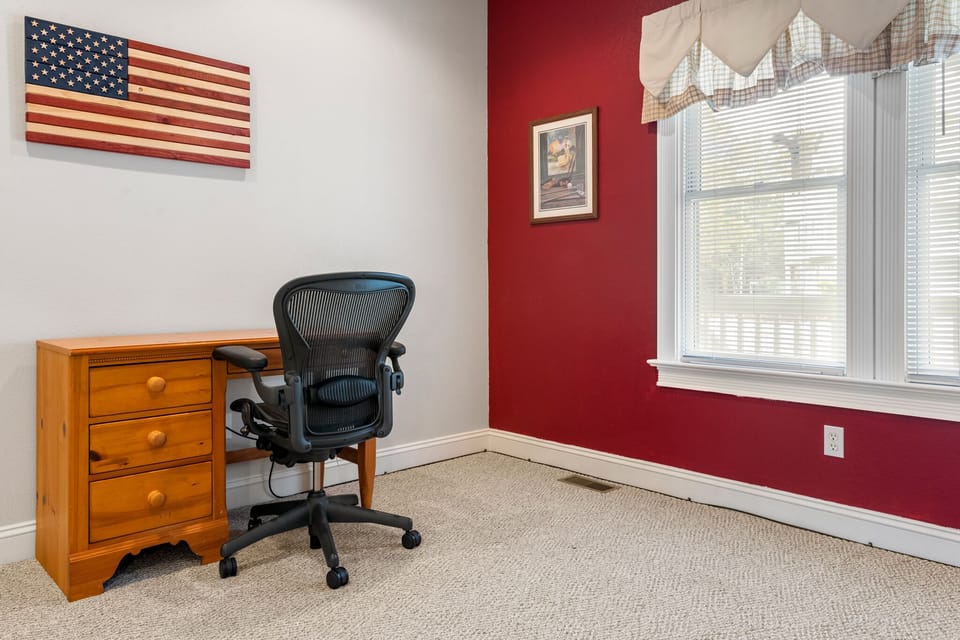 CC108: Currituck Club 108 | Bottom Level Den