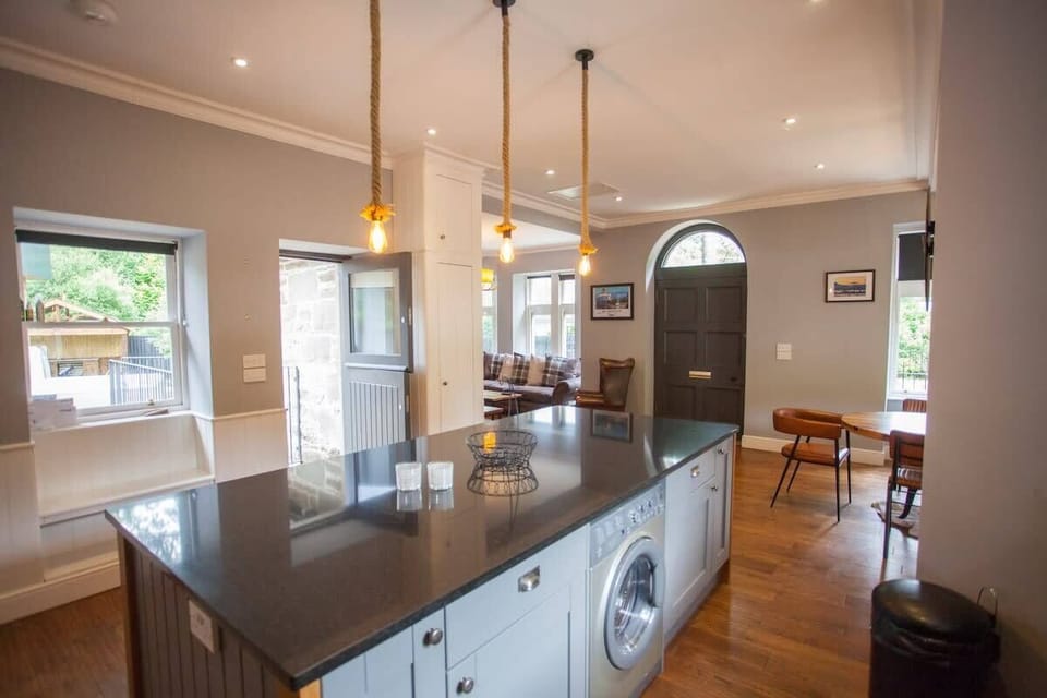 Spacious and bright rooms