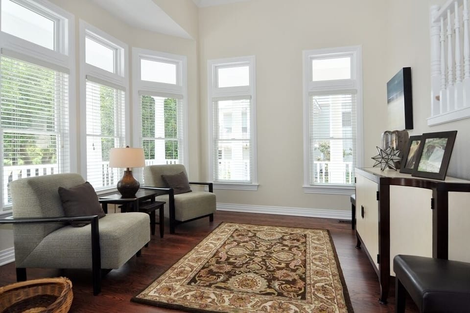 CC148: Array Of Sunshine | Bottom Level Sitting Area 