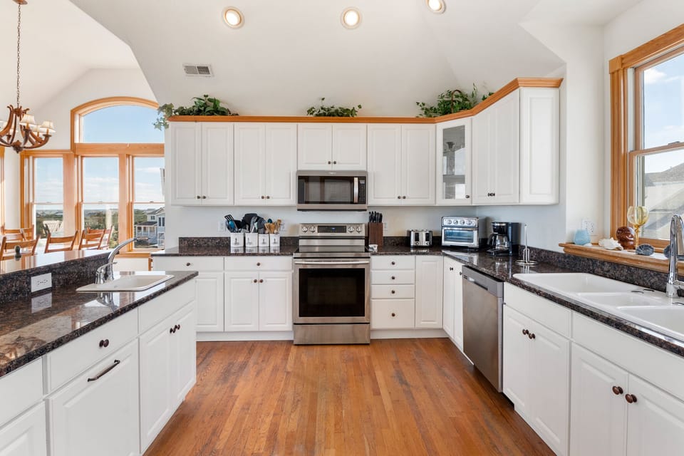 CC212: Wine Down | Top Level Kitchen