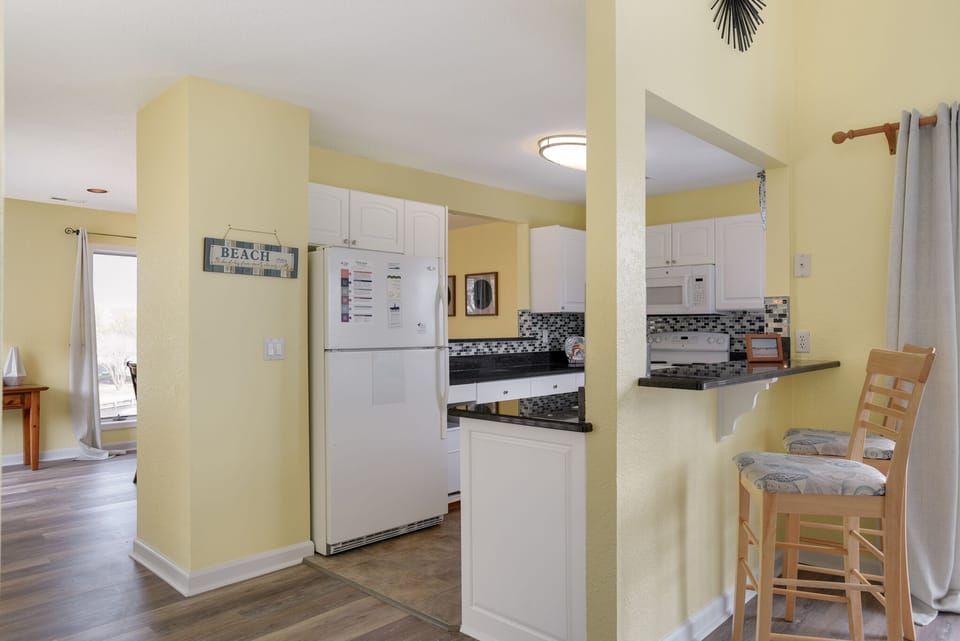 CL676: Let Me Count The Waves | Top Level Kitchen