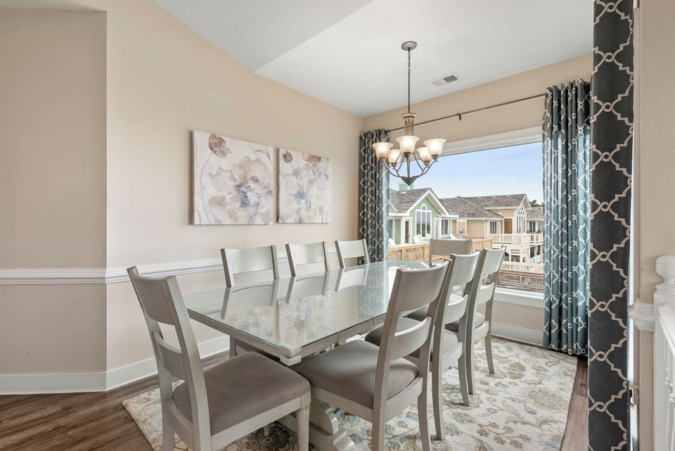 DE07A: Dune Ridge | Top Level Dining Area