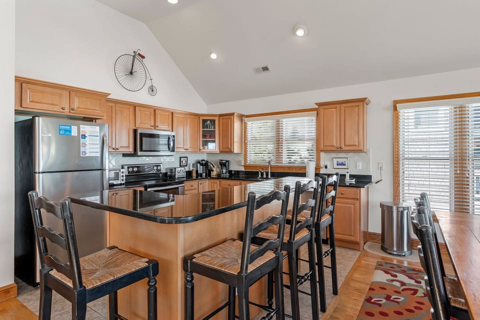 JR100: On Holiday | Top Level Kitchen