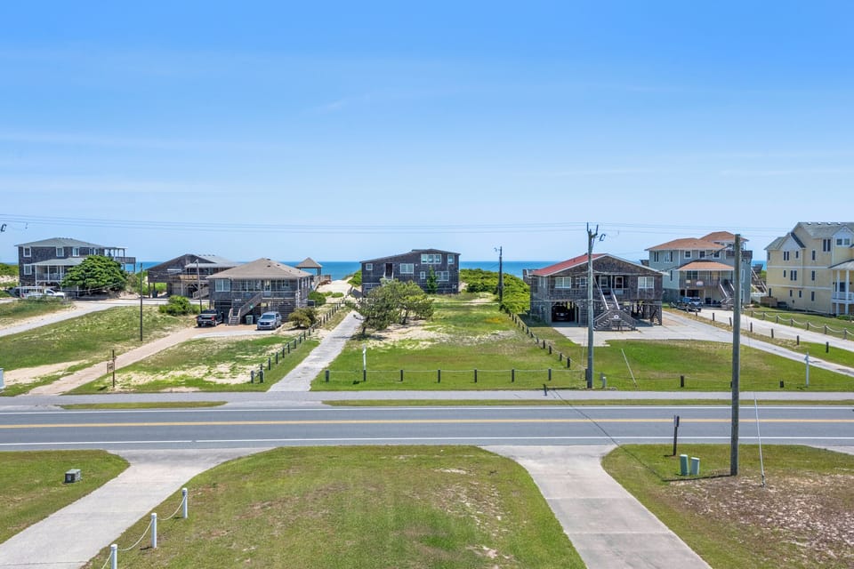 JR247: Carolinian | Top Level Deck View