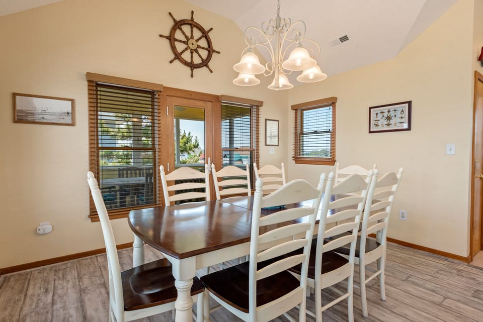 OSD01: Seaduction | Top Level Dining Area