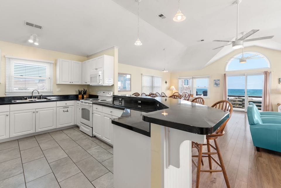 SN21: Turtles Roost | Top Level Kitchen
