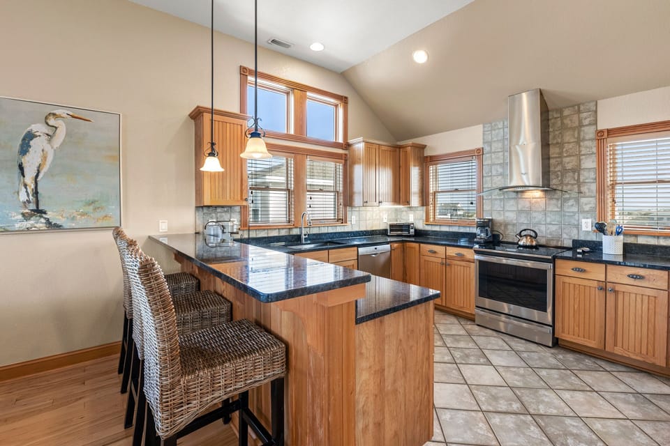 SN2604: Salt Shaker l Top Level Kitchen