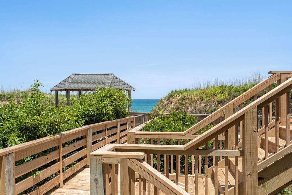 SP5A: Sea-Duced | Mid Level Walkway to Beach