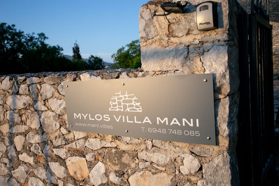 Exterior view of Stone built villa for 8,Private garden,Near Beach, supermarket,Mani