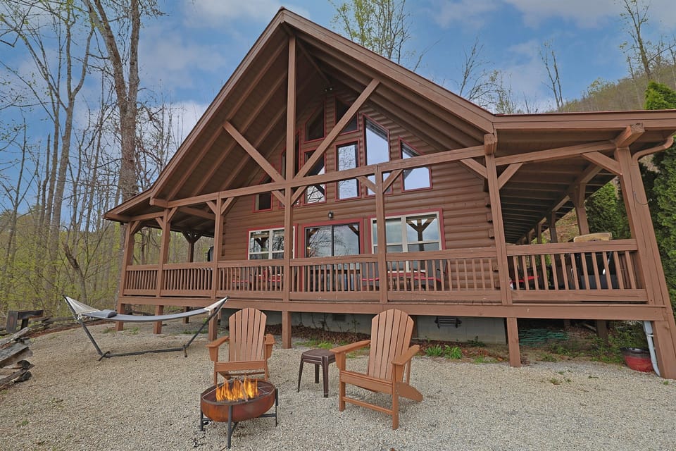 Red Roof Cabin