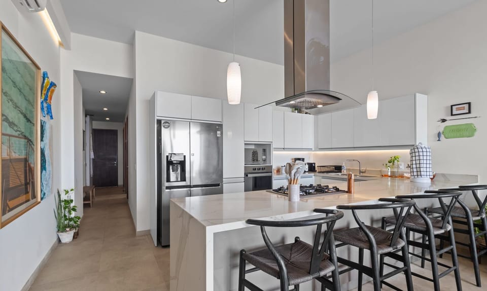 Fully-equipped kitchen