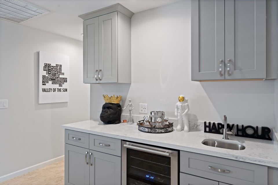 Wet bar