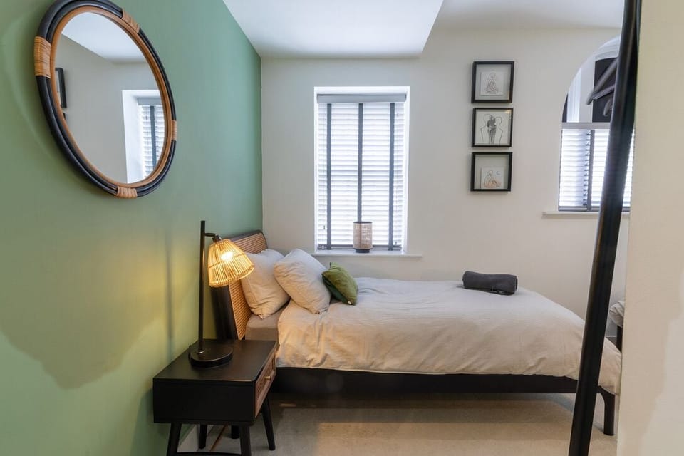 Design Apartment, Private Bathroom, Courtyard View | 2 bedrooms