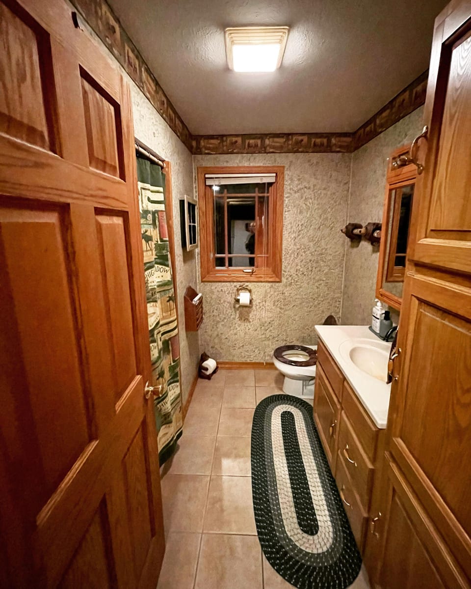 Main Floor Full Bathroom