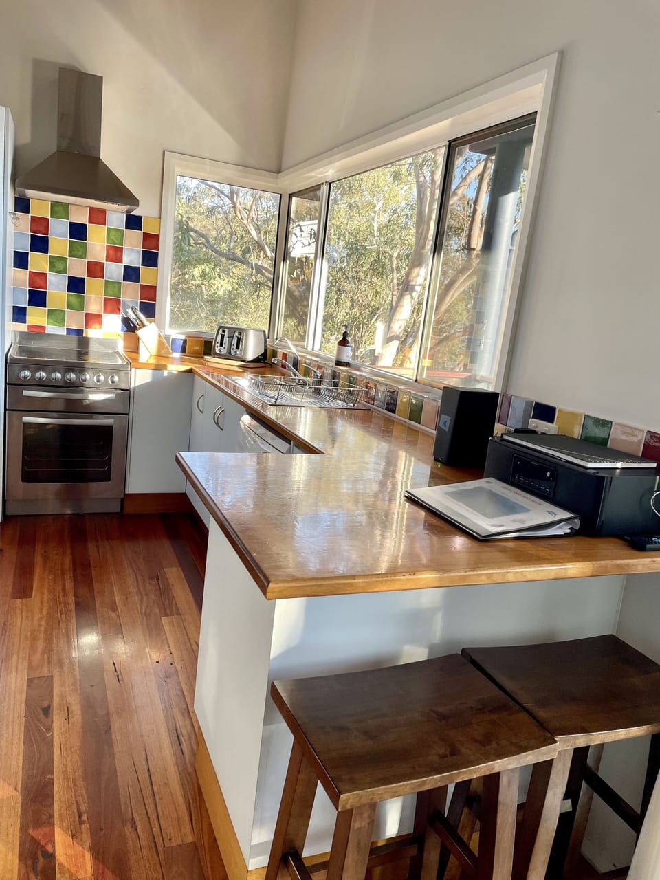 The kitchen is user friendly and well equipped.