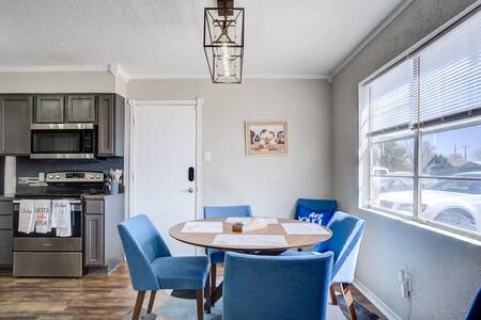 Dining Room 3.jpg