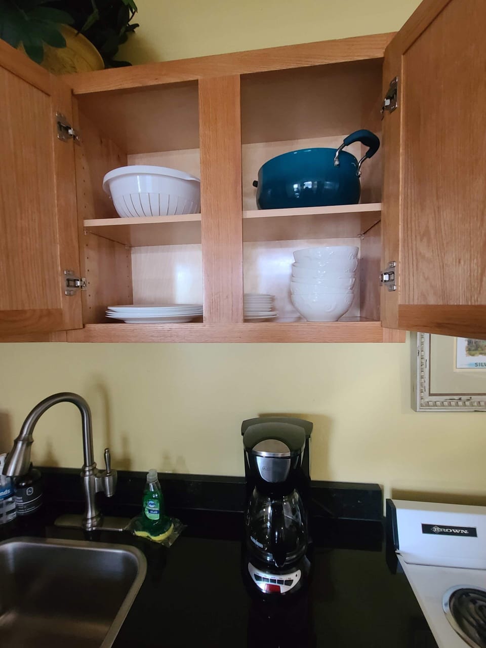 plates, bowls, mixing bowls, colander pots and pans