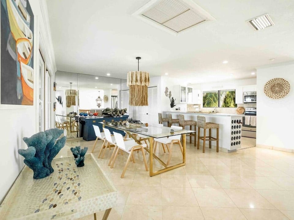 Dining room and kitchen 