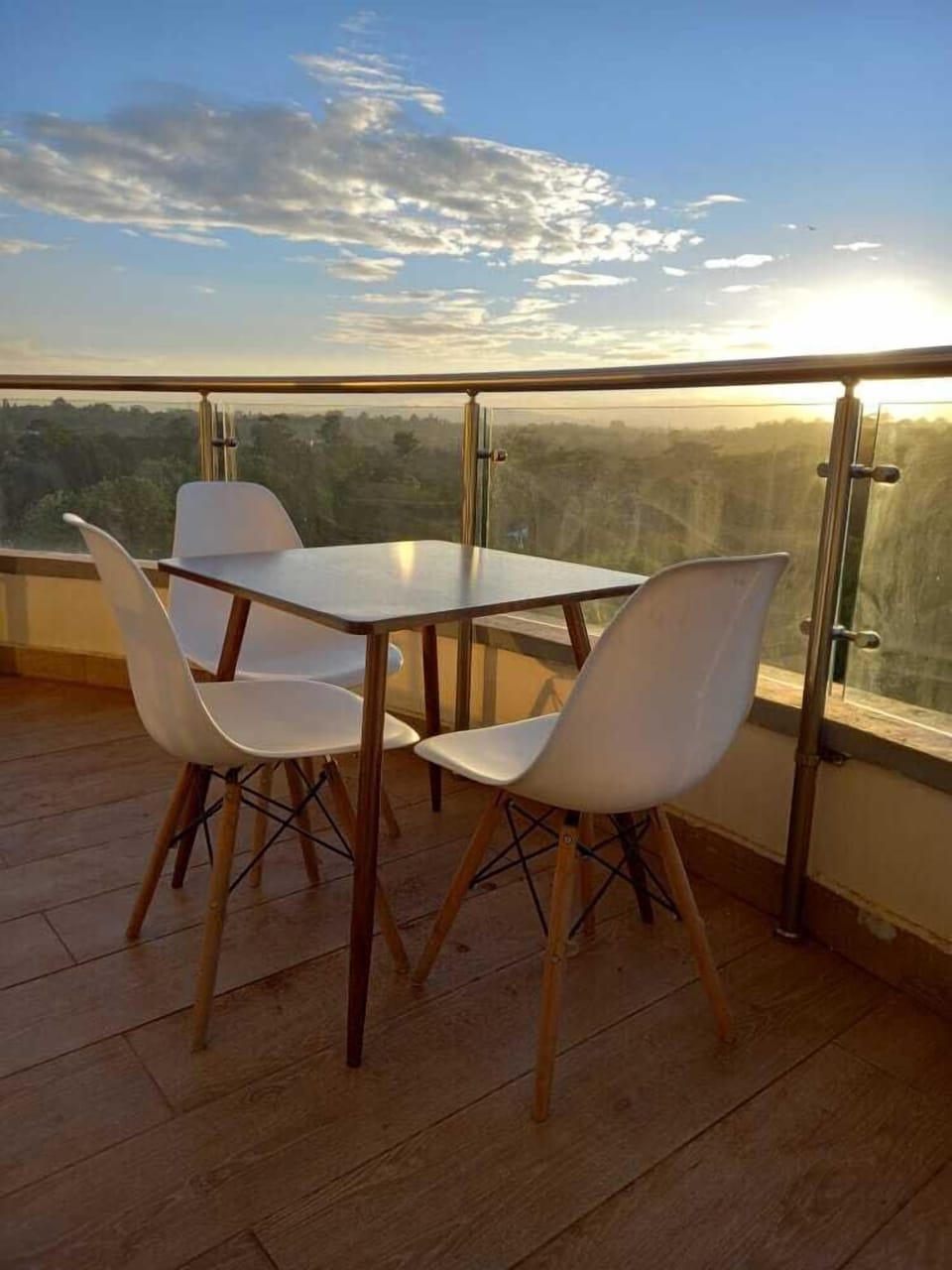 Deluxe Apartment | Balcony
