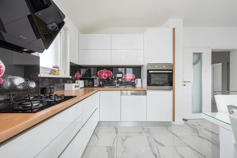 Villa, 3 Bedrooms, Private Pool, Mountain View | Private kitchen | Microwave, oven, dishwasher, coffee/tea maker