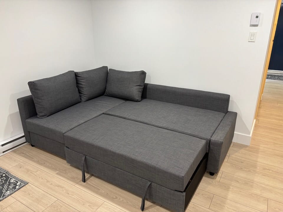 Family Studio | Living area | Heated floors, offices