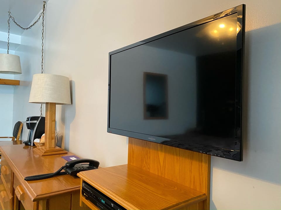 Double Room, 1 Double Bed | Laptop workspace, free WiFi, bed sheets