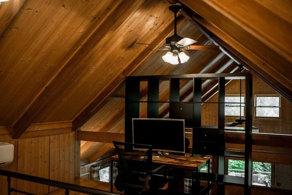 Upstairs King Loft