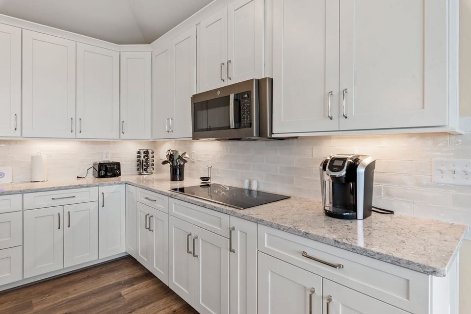 CC420: Shell's By The Seashore | Top Level Kitchen