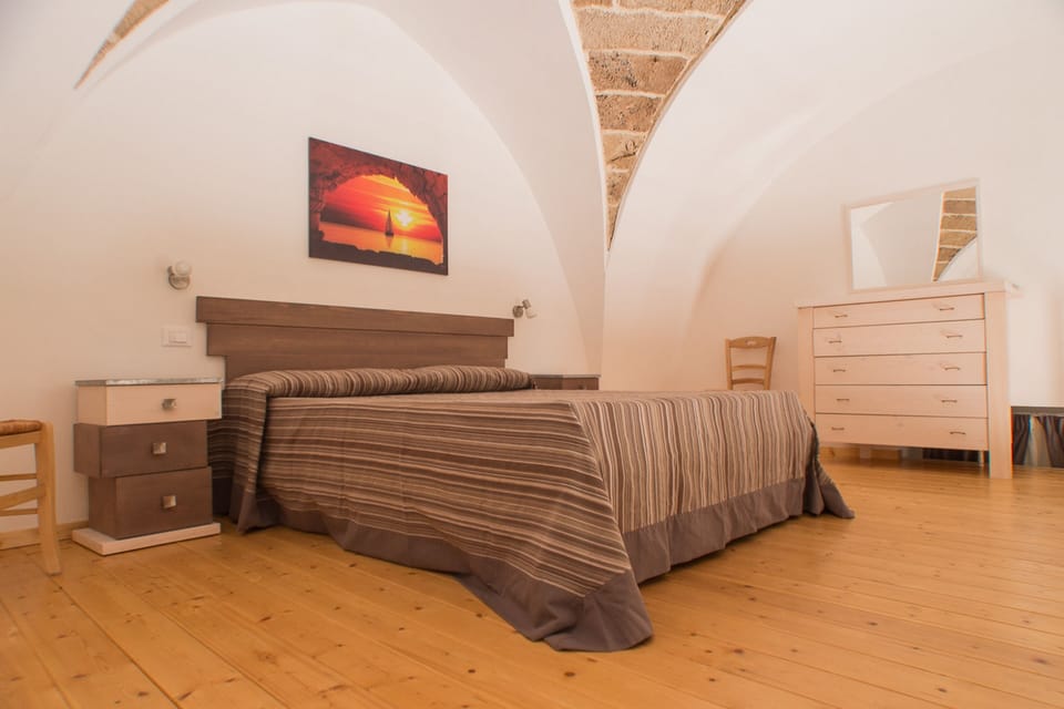 Superior Room | Individually furnished, cribs/infant beds, free WiFi, bed sheets