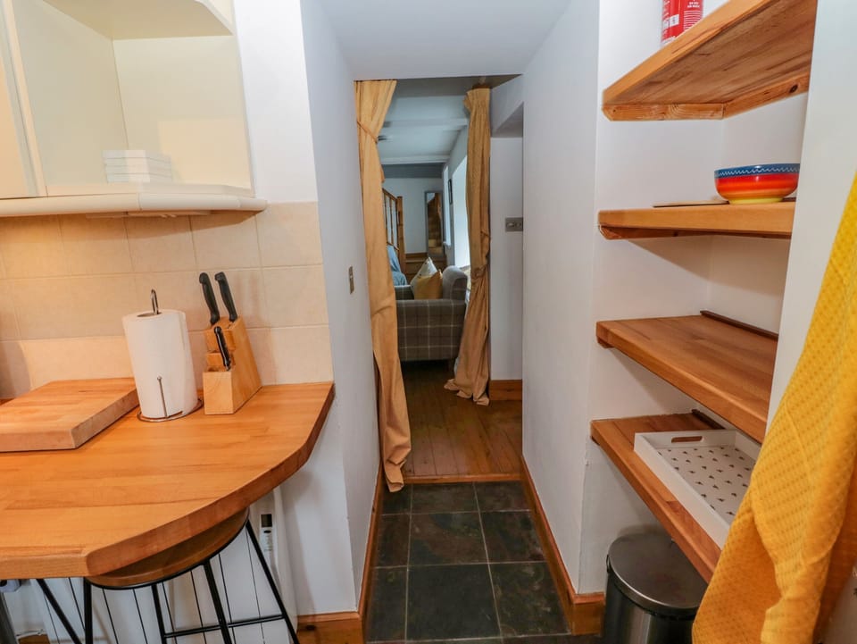 Cottage | Interior