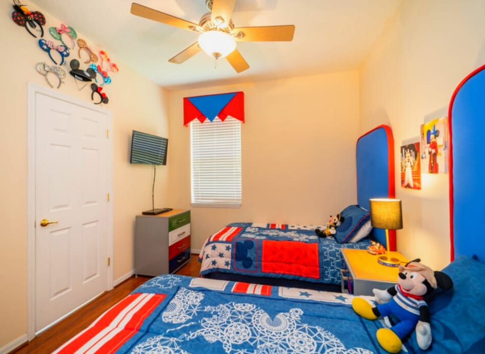 Standard House | 4 bedrooms, bed sheets