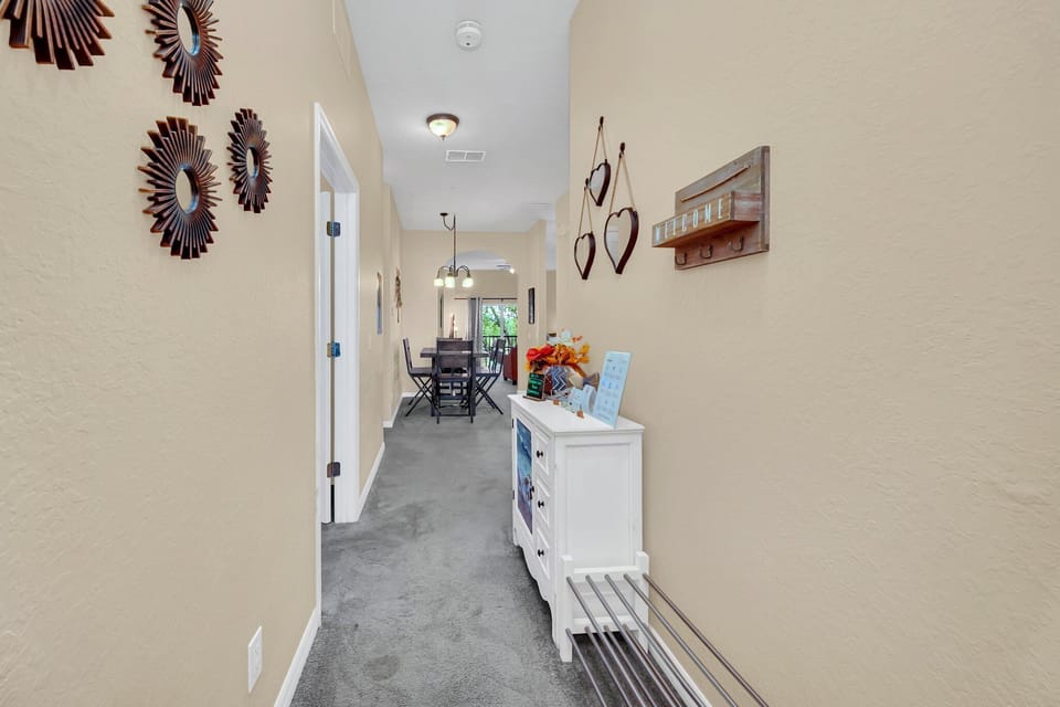 Lovely bright entry way with ample storage 