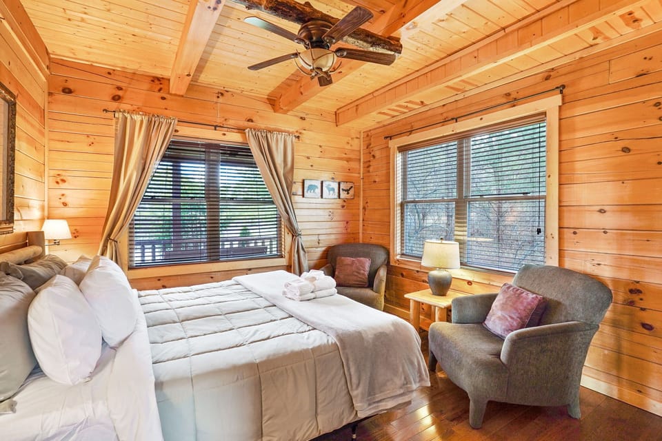 Main level bedroom