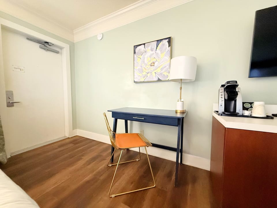 Signature Room, 2 Queen Beds, Non Smoking, Bay View | Premium bedding, desk, iron/ironing board, free WiFi