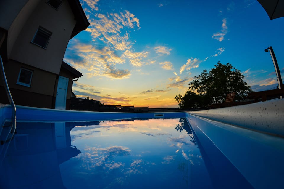 Cottage (Four Bedroom Holiday Home with swimmi) | Pool