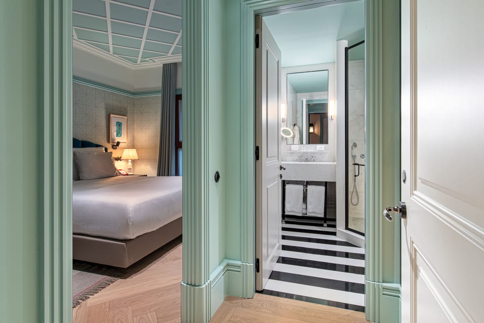 Cozy Double Room | Minibar, in-room safe, desk, soundproofing