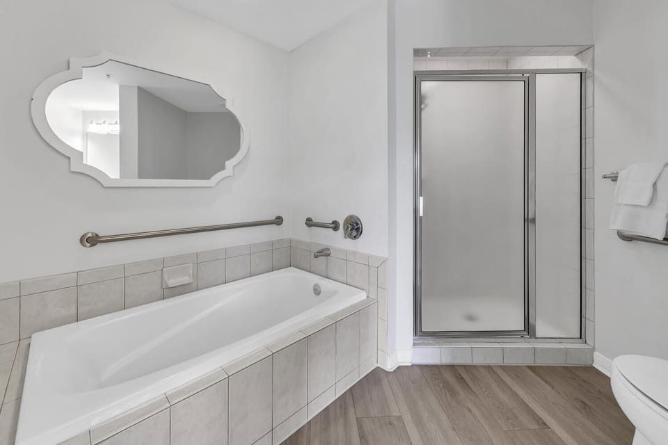 Master Bathroom - Double vanity, soaking tub and stand alone shower