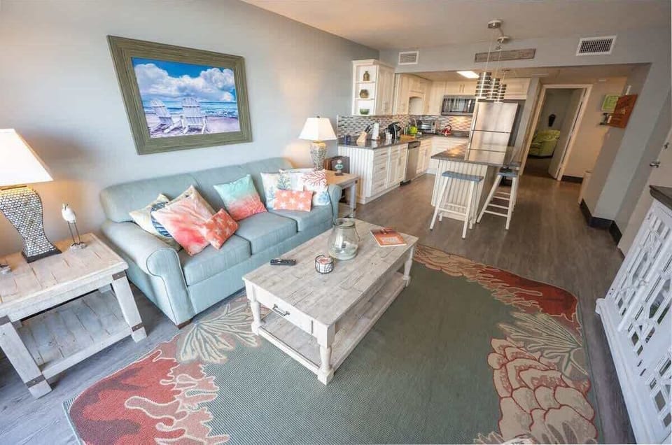 Beautifully Remodeled Condo