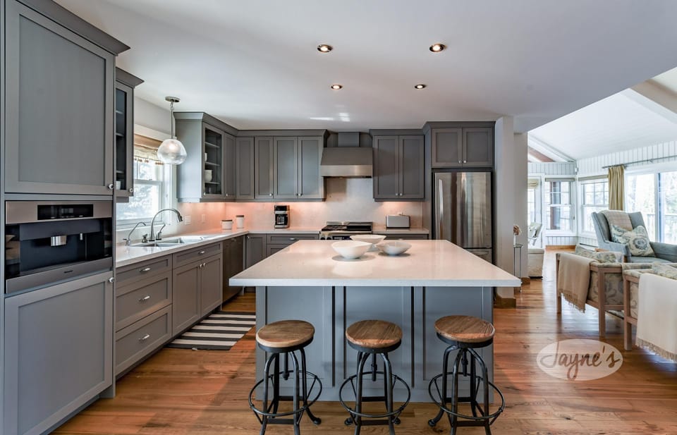 Kitchen &amp; Bar Seating