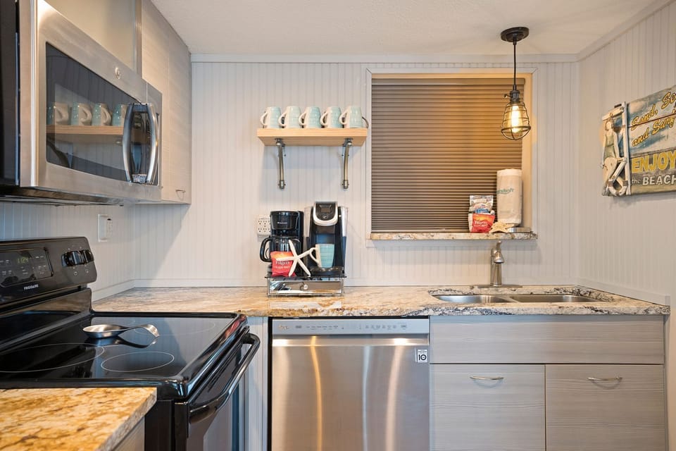 Kitchen offers everything you need to make meal prep a breeze inside the condo.