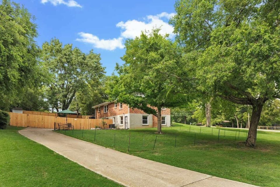 Private driveway and private fenced in area