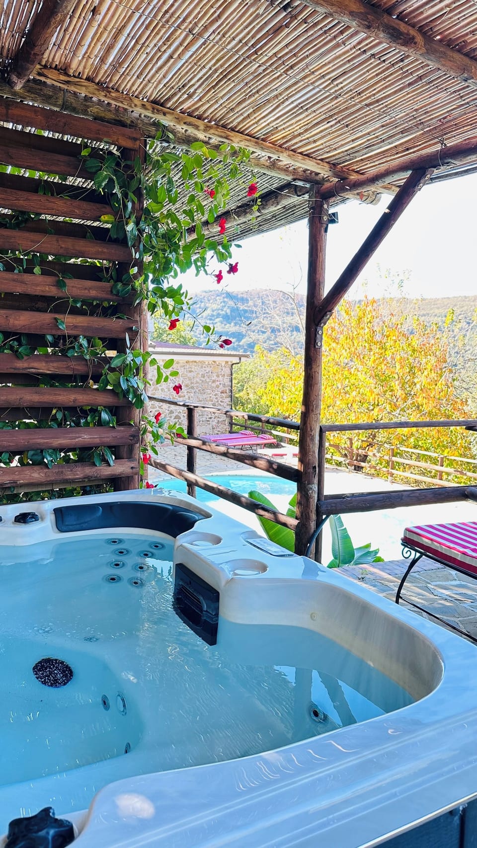 Outdoor spa tub