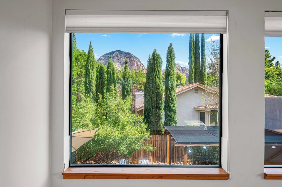 {Red Rock Views} Wake up to glimpses of Sedona’s dramatic red-rock landscape right from the upstairs casita.