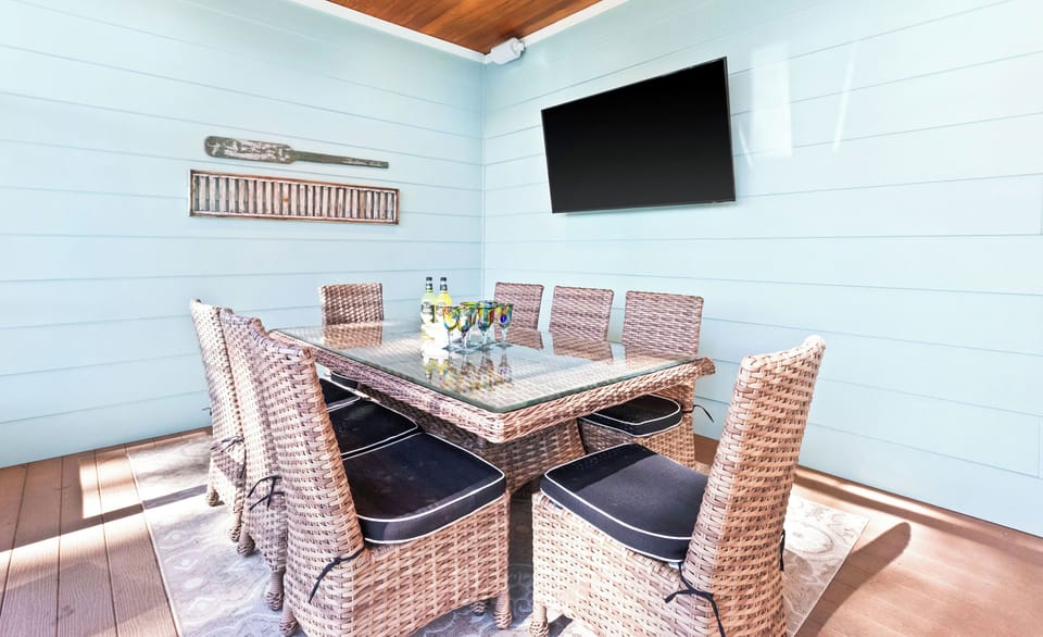 The outdoor TV adds to the atmosphere