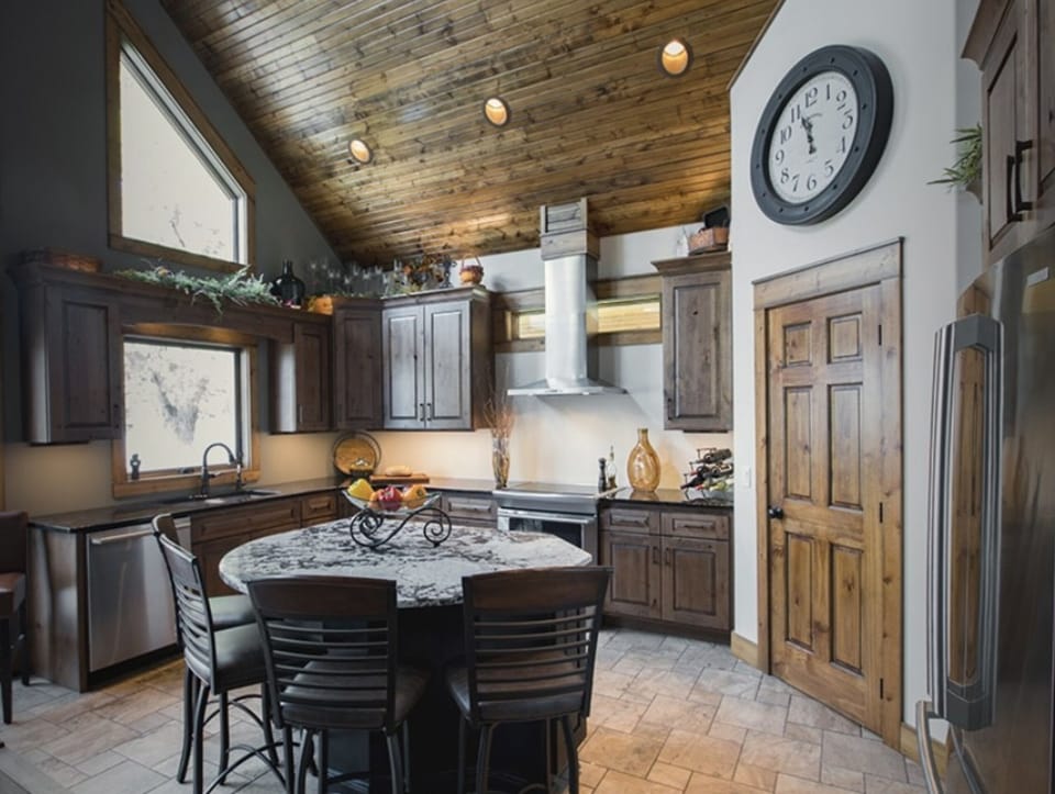 Kitchen island
